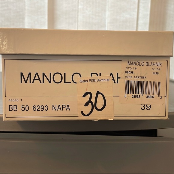 Manolo Blahnik Classic BB Nude Leather pointed toe Pumps - Picture 5 of 5